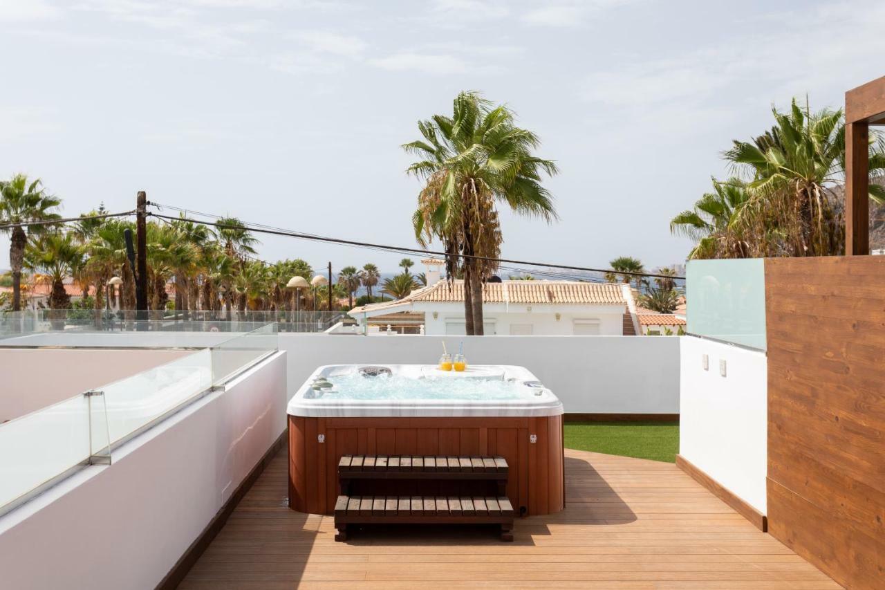Villa Luxurious With Jacuzzi