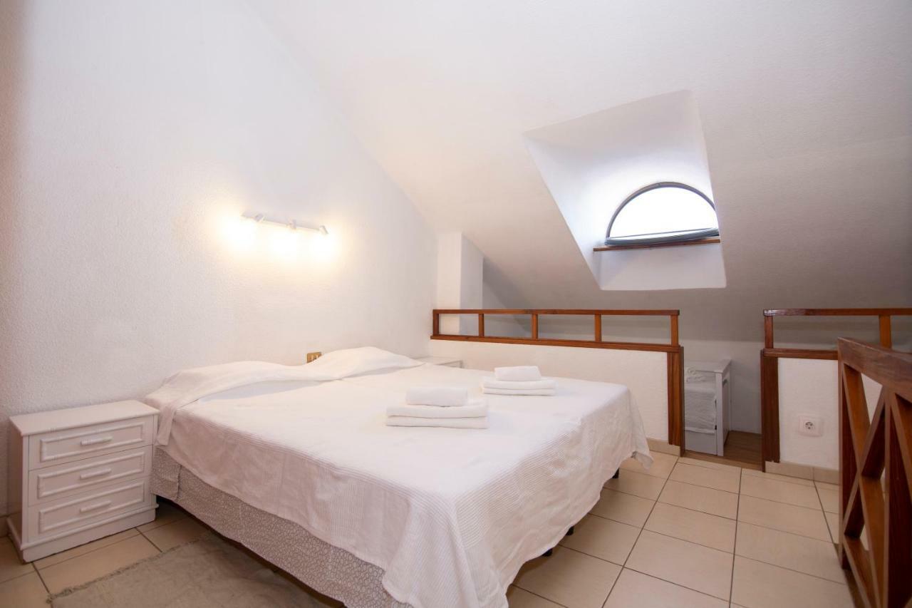 Apartment Parque Santiago I, Duplex, Sea View, Wi-fi Playa de las Americas (Tenerife)