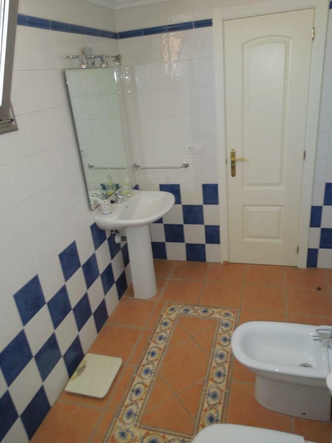 Playa Tejita Directly At The Sea + Beach, 2 Pools, Sea View, Sat-tv, Wifi * Granadilla De Abona