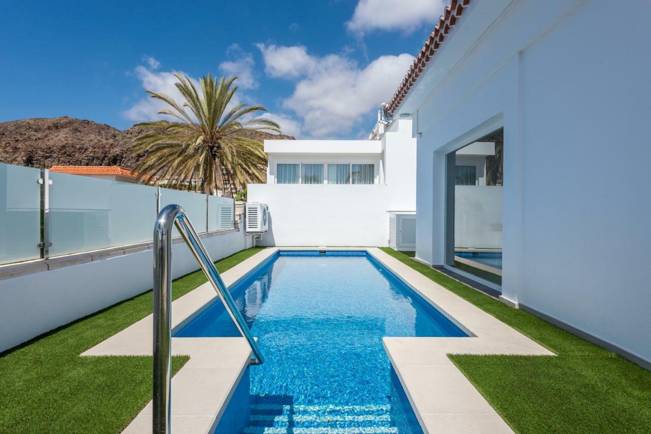 Luxurious 5* - 300m2 - Private Heated Pool - Garage - Wifi * Palm-mar