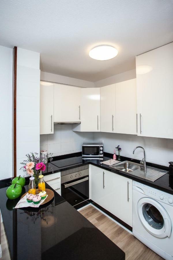 Spectacular Renovated Apartment, 5 Min To Camison Beach, With Aircon *