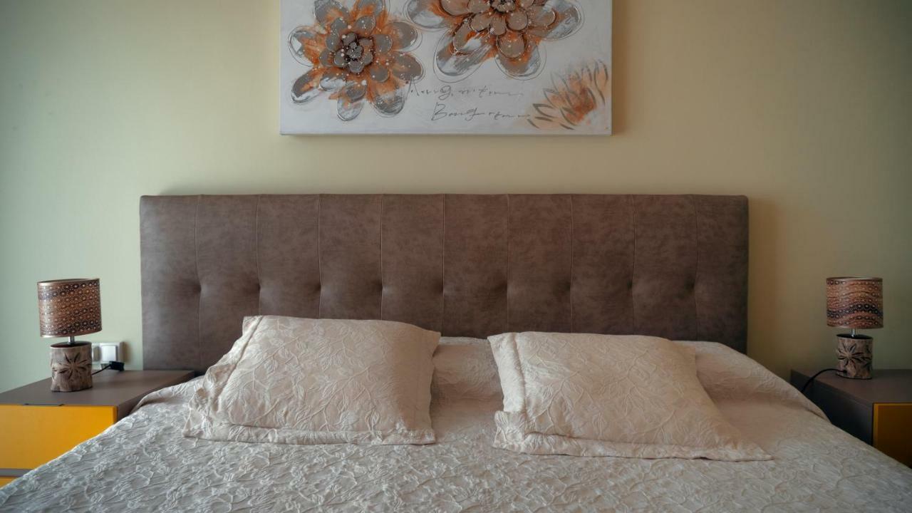 Apartment Okeanos Super 2 Bedrooms Lt-p