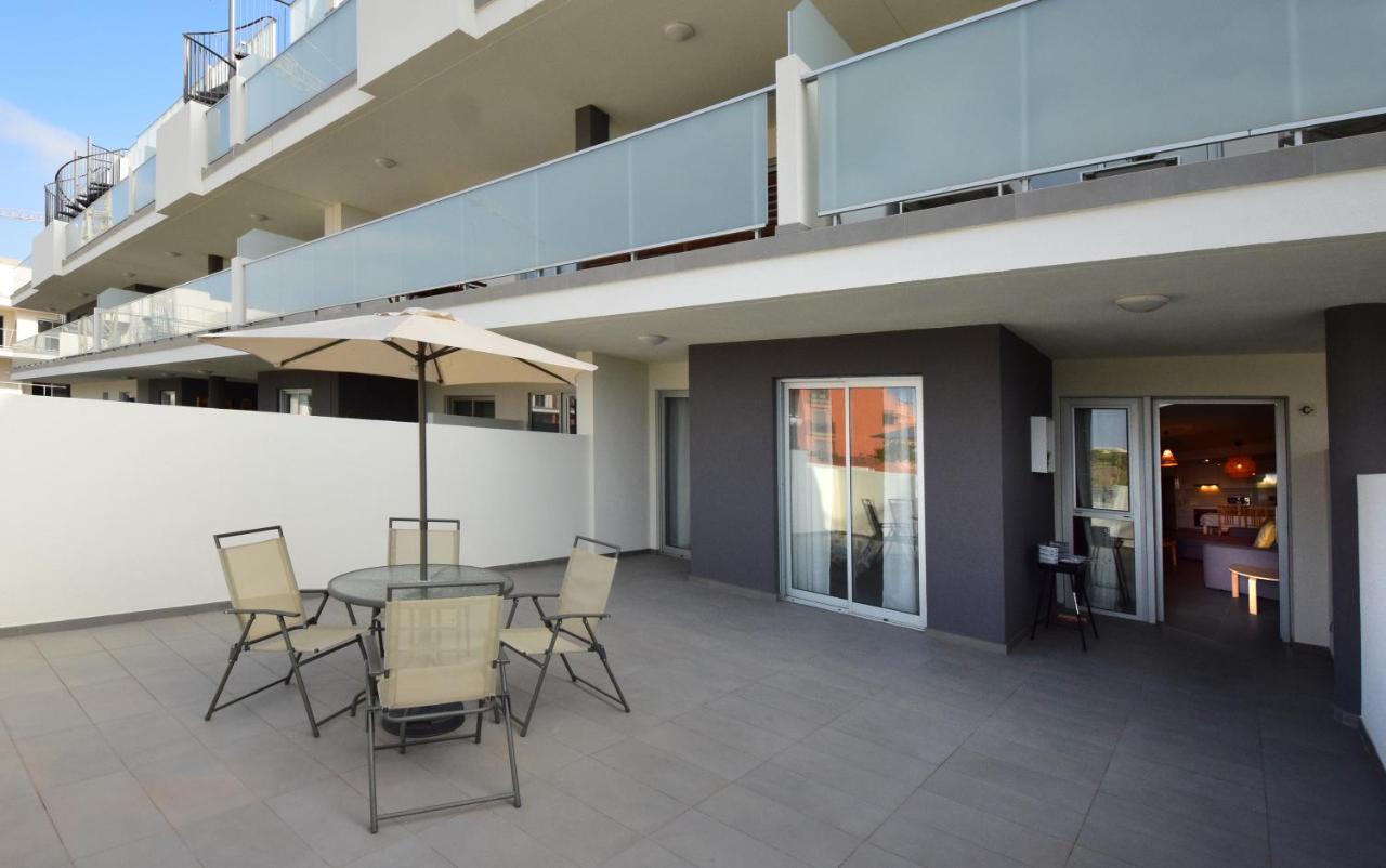 Apartment Magnificent On The Beach 
