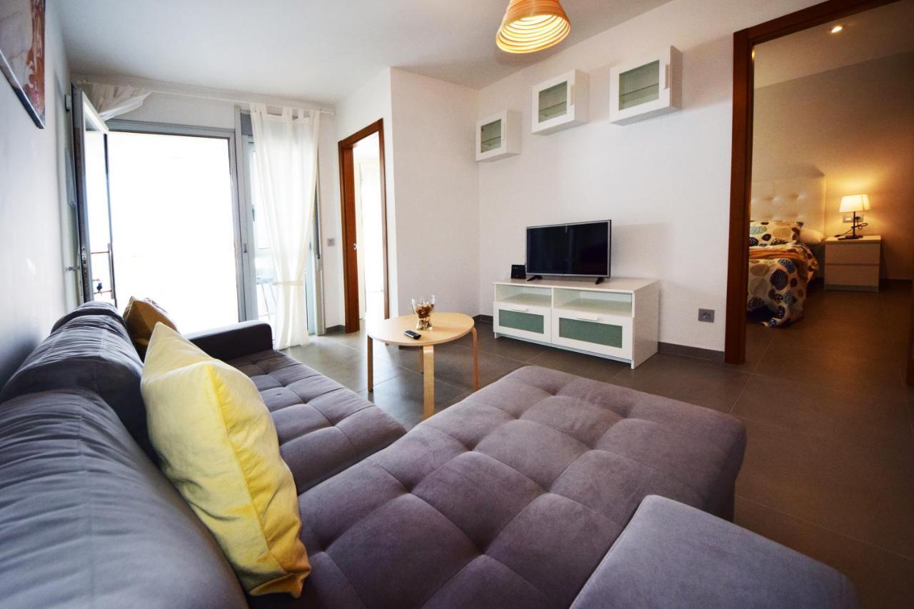 Apartment Magnificent On The Beach 