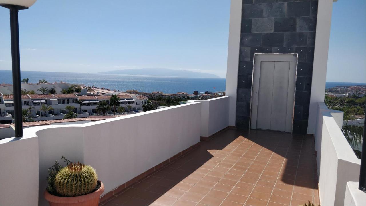 New Deluxe Sunny Villa Costa Adeje (Tenerife)