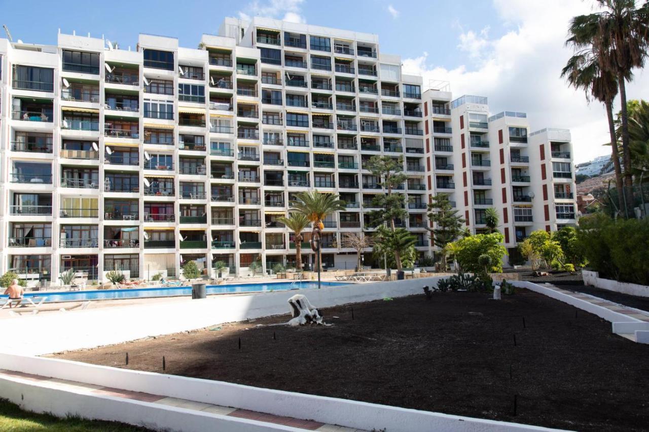 Modern With Pool And Wifi