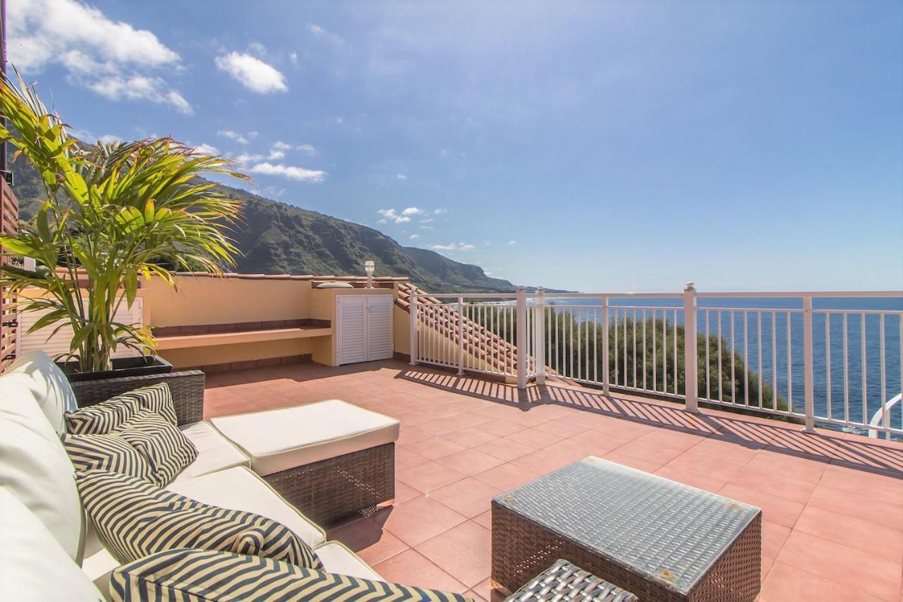 Villa In Protected Space In Front Of The Sea Los Realejos