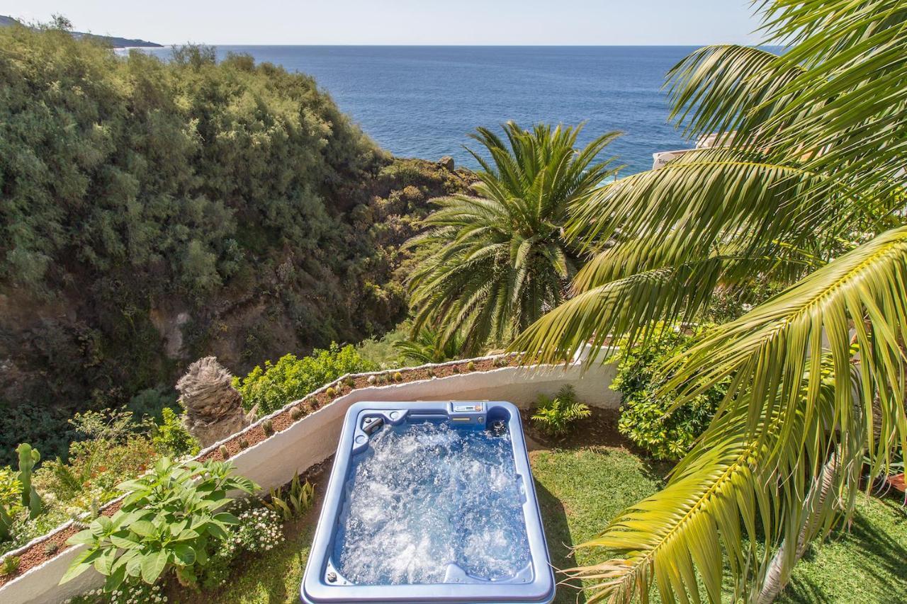 Villa In Protected Space In Front Of The Sea Los Realejos