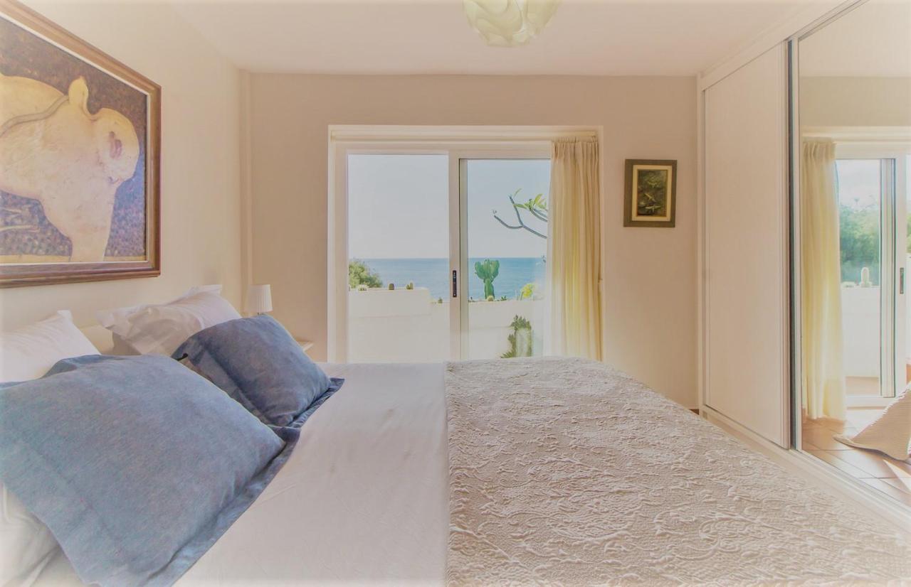 In Protected Space In Front Of The Sea Villa *