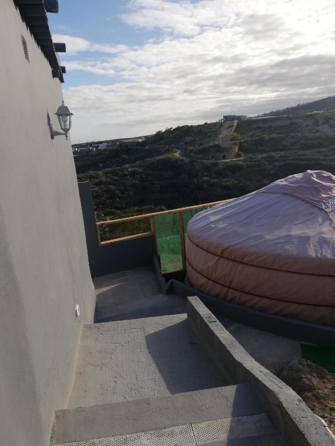 Luxury tent Yurta De Arico *