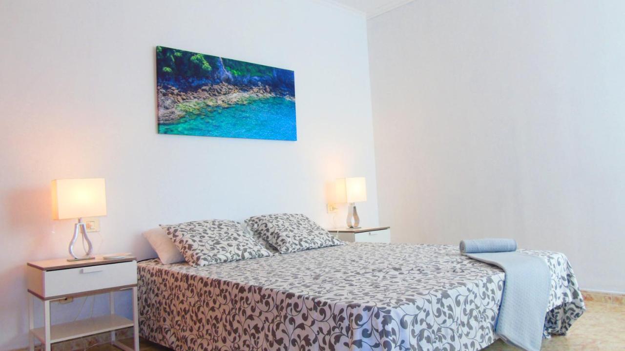 Chocolate Rustic Apartment, In Appartement