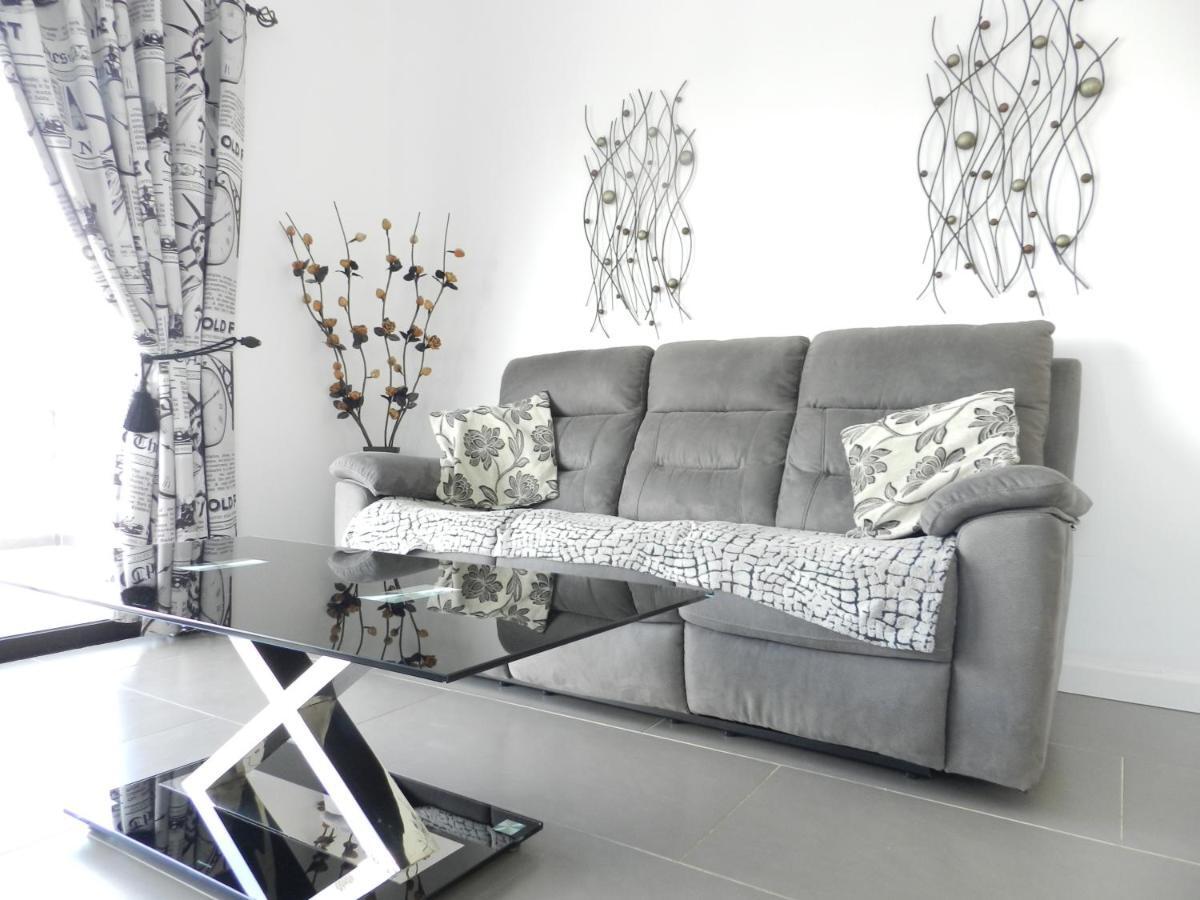 1 Bed Cristianos Near The Bus Station Apartment *