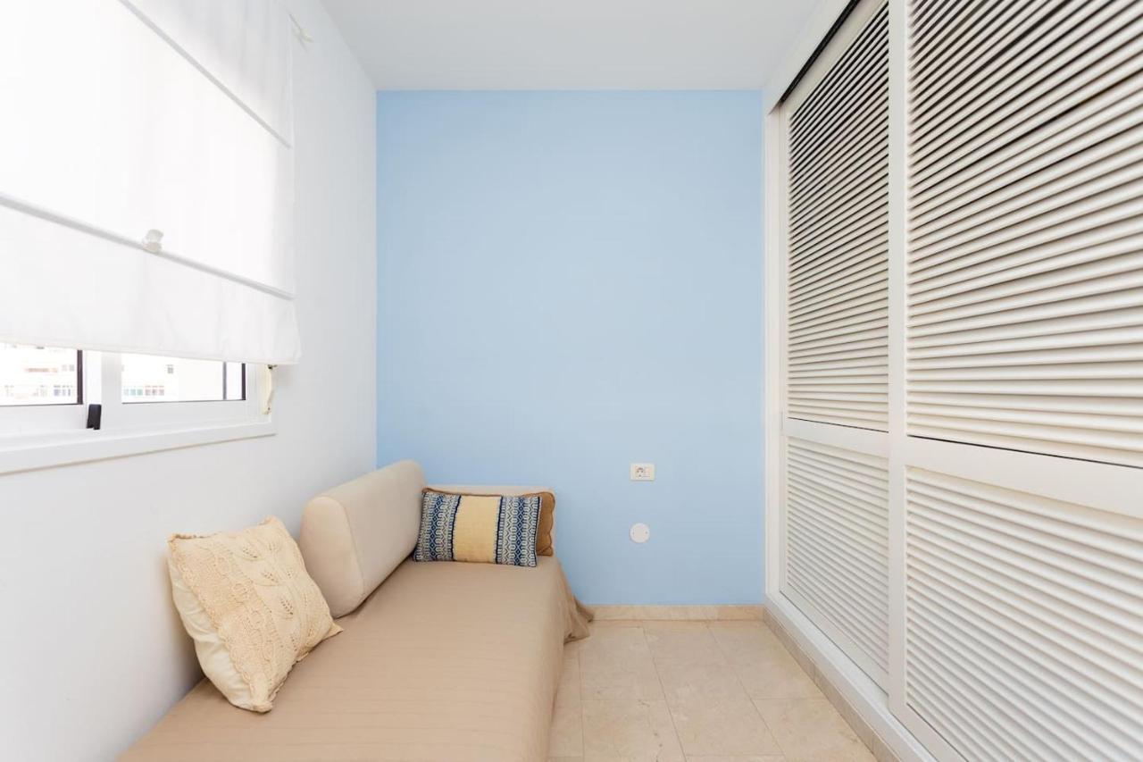 Modern 2bedroom Seaviews & Wifi Apartment *