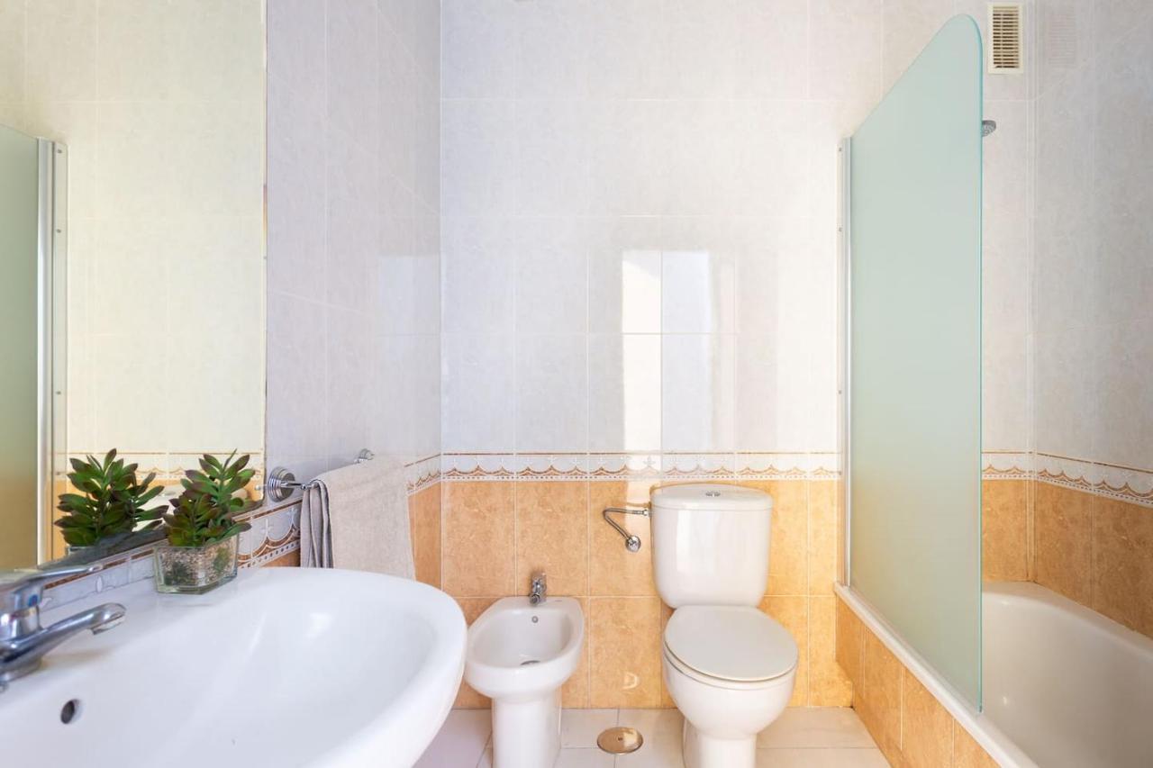 Apartment Modern 2bedroom Seaviews & Wifi
