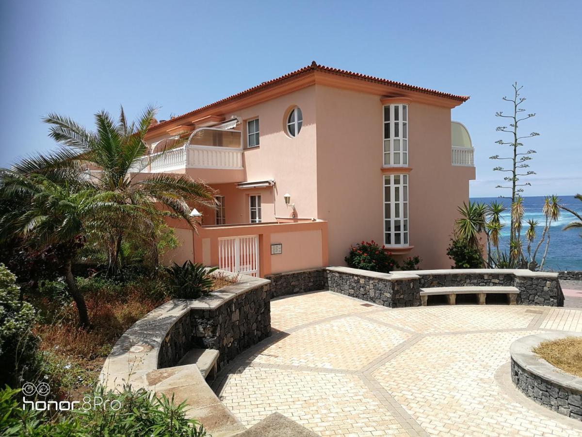 The Terrace On The Sea Apartment *