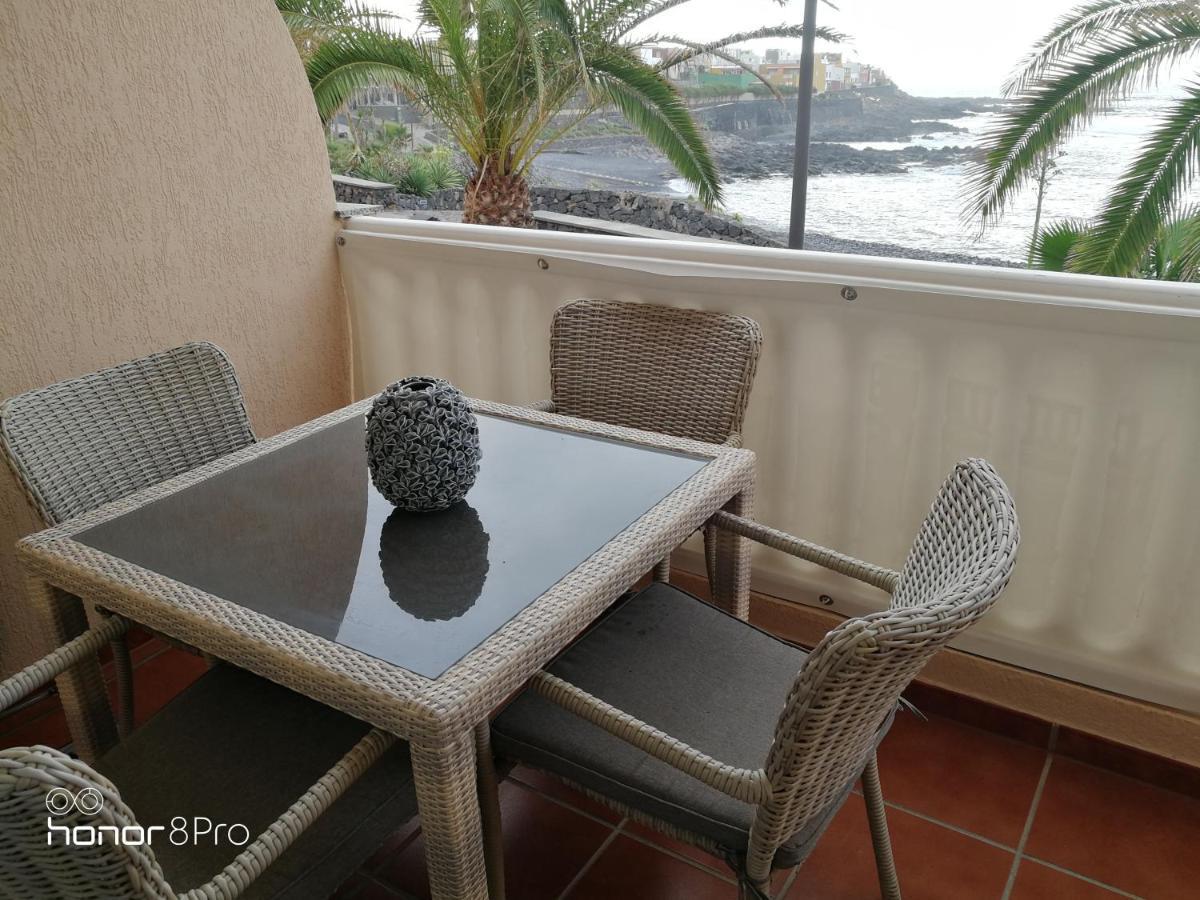 The Terrace On The Sea Apartment Caleta de Interian