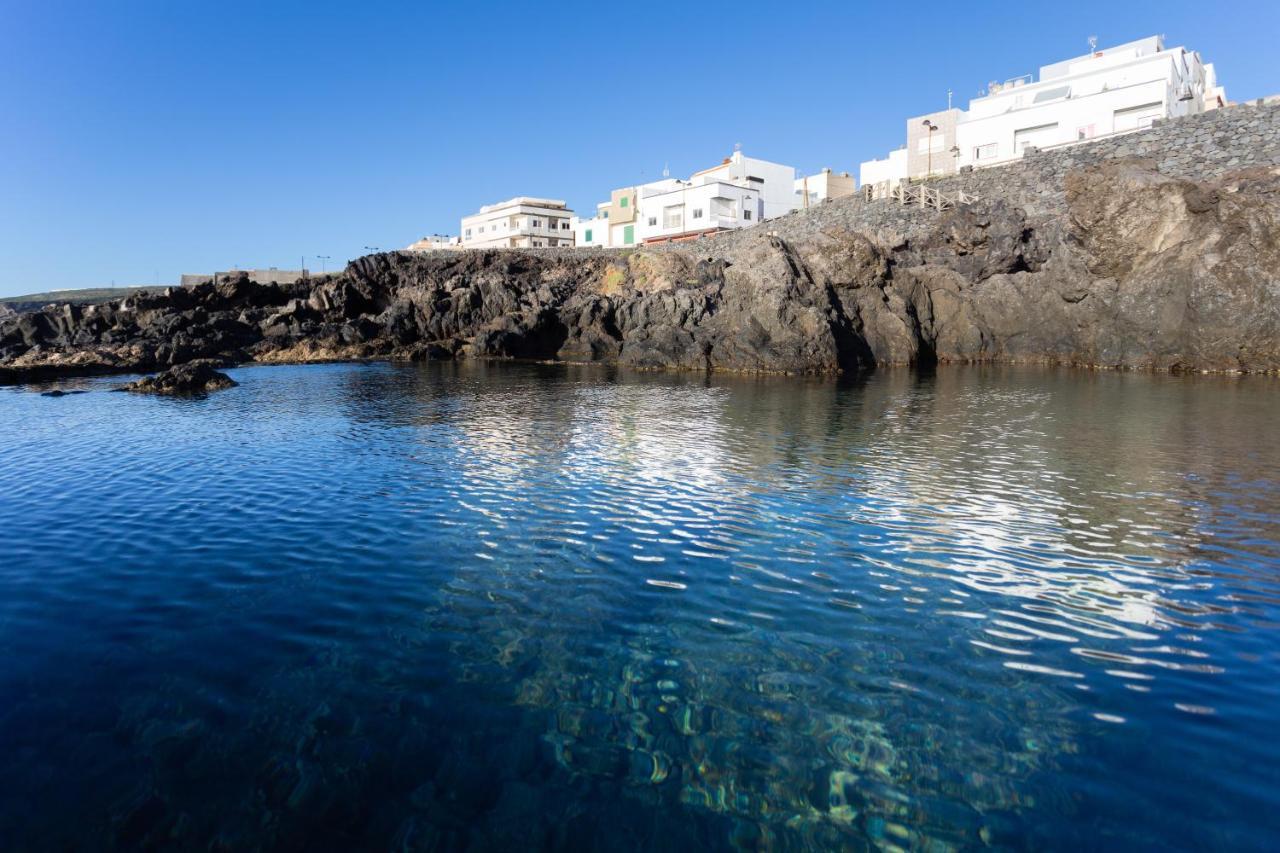 Home2book Stunning Sea Front House El Escobonal