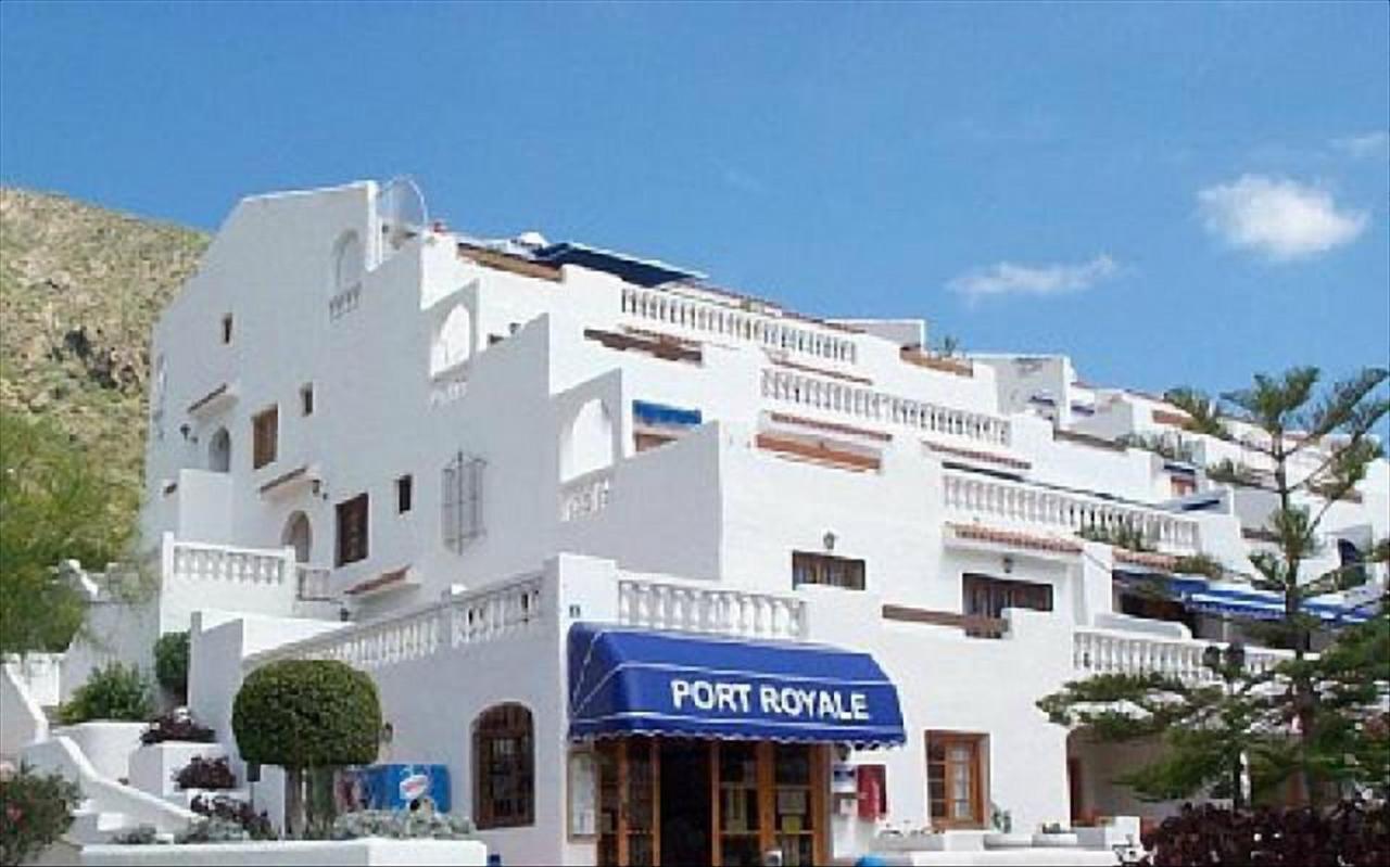 Cristianos Port Royale 184 *