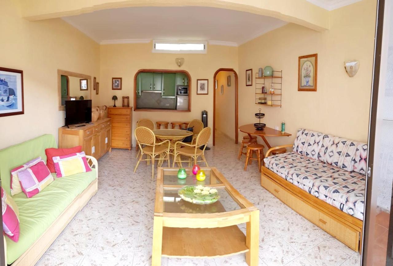Сasa de vacaciones Picturesque In 1 Bedroom Near Beaches