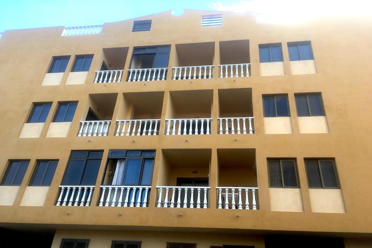 We House