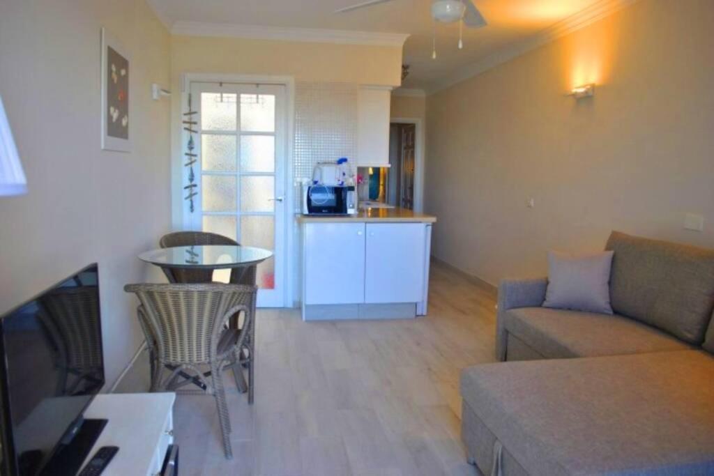 Front Line In Amarilla Golf - Leo480 Apartment San Miguel de Abona