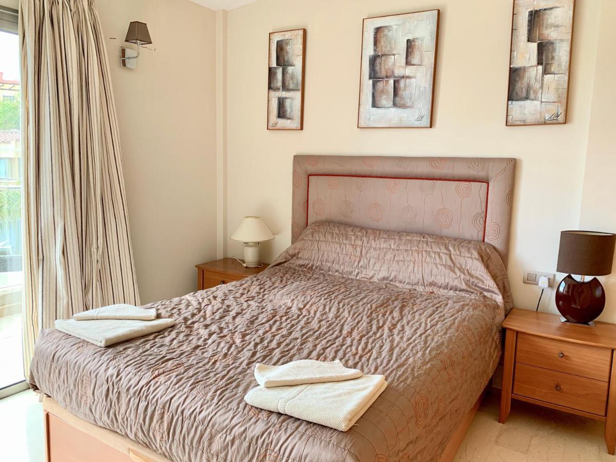 Townhouse 3 Bedrooms On The First Line Hébergement de vacances *