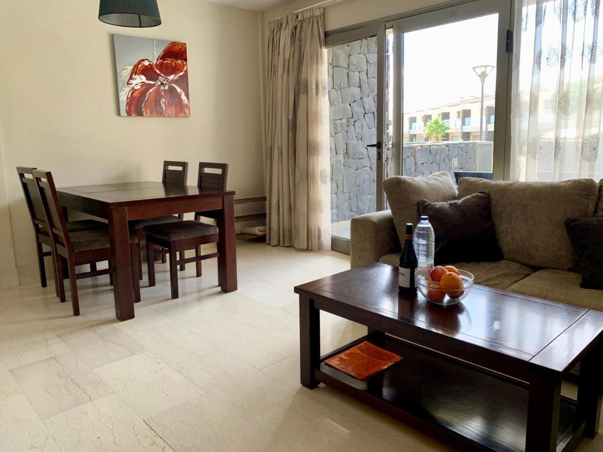 Hébergement de vacances Townhouse 3 Bedrooms On The First Line *
