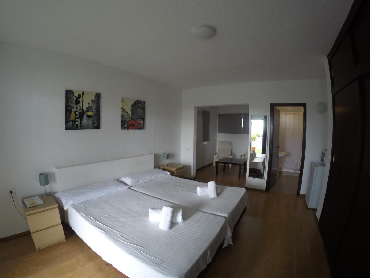 Hotel Flores 4*