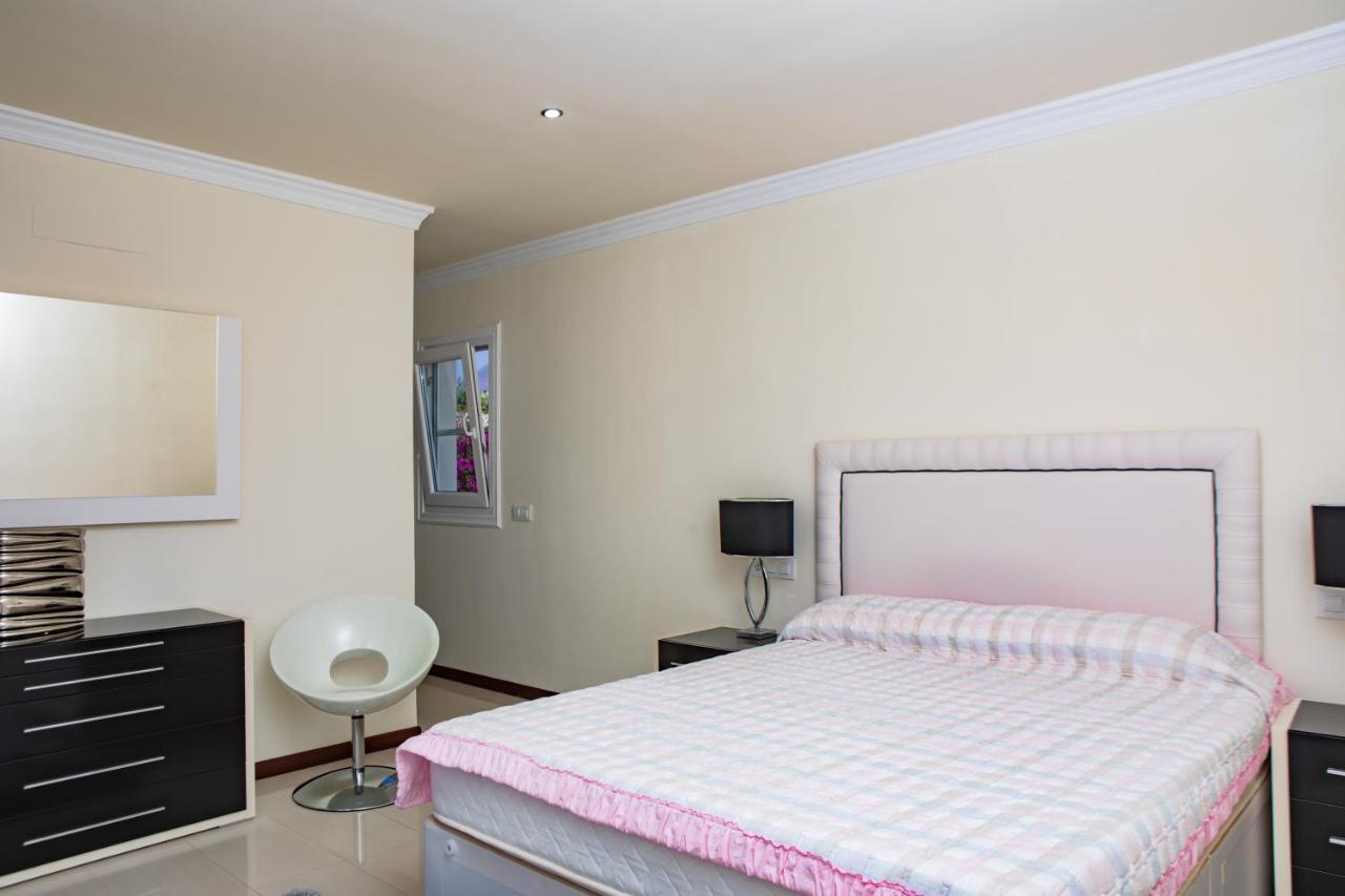 Luxury With Heated Pool * Playa Paraiso (Tenerife)