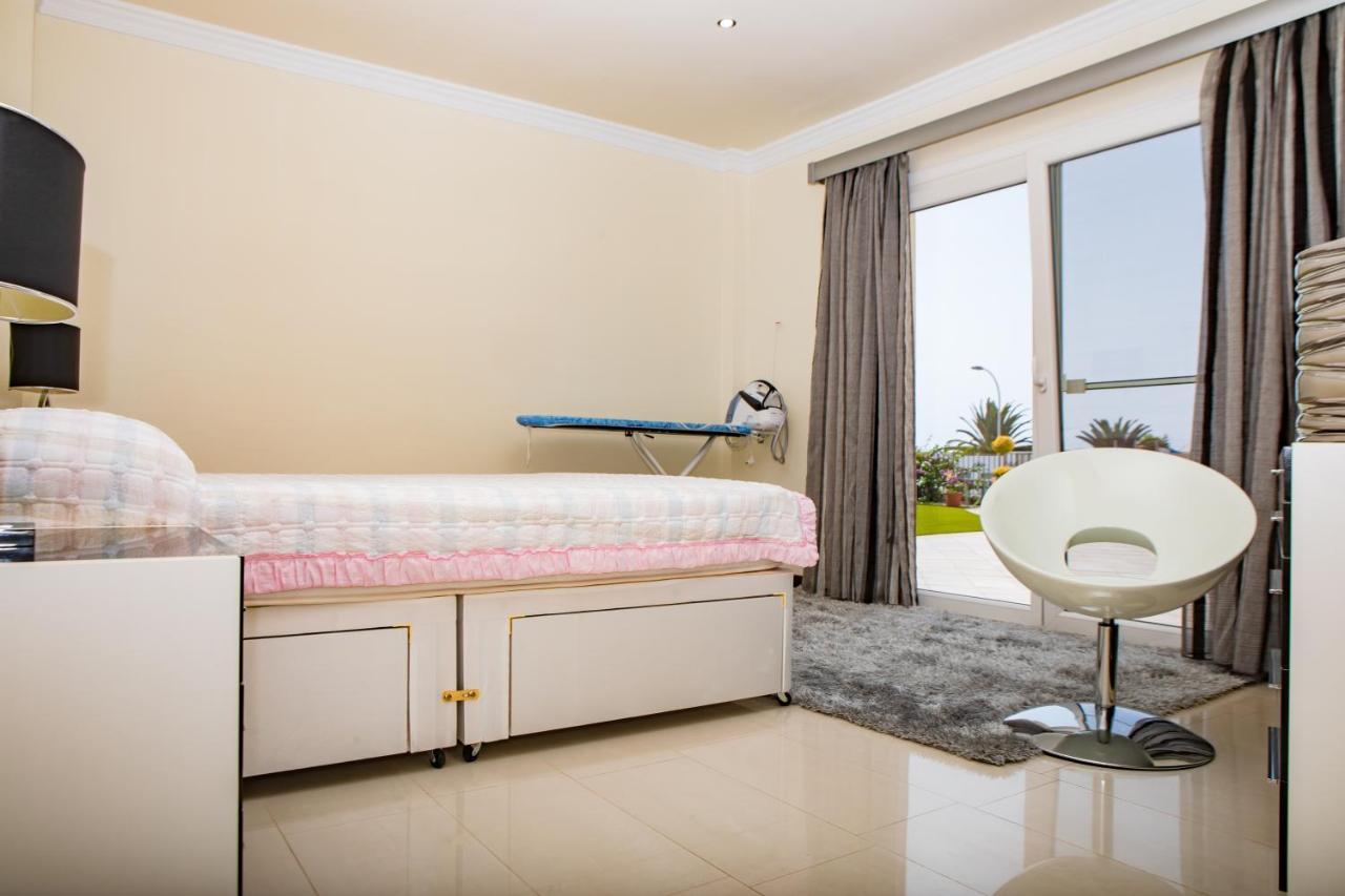 Villa Luxury With Heated Pool