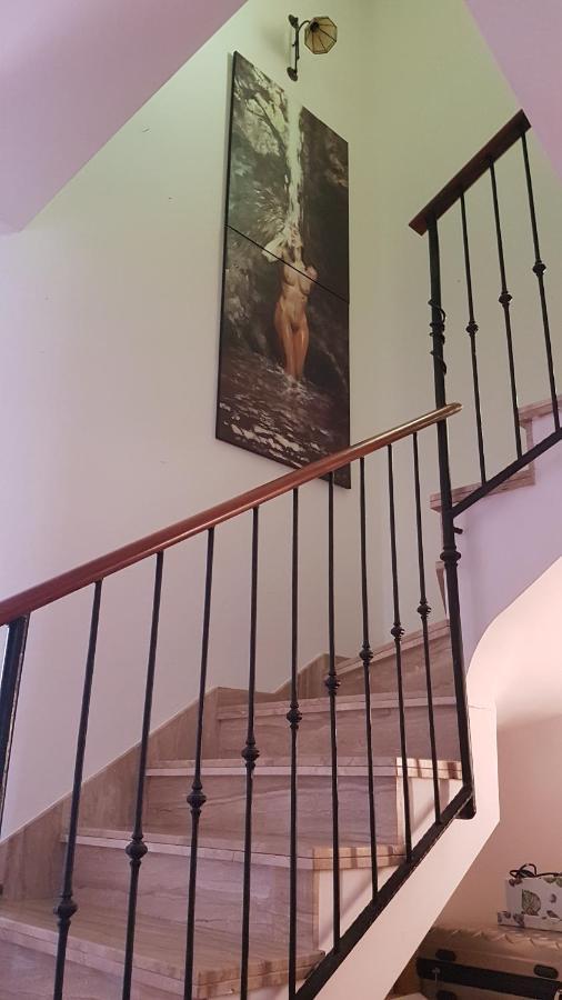 Anagato Country house