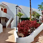 Garden City Premium - Full Seaview