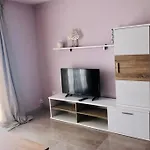 Stylish And Private 1 Bed Apartment In San Eugenio