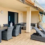 Penthouse Apartment Zentral Und Ruhig Gelegen