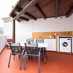 136 Alcala Holiday Home By Sunkeyrents