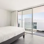 Karat Villa Balansa Rokabella