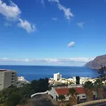 Luxury Apartment With Stunning Ocean View