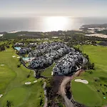 Karat Villa Zambrano - Includes Golf Cart