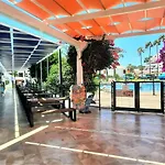 Ziocarlo/Las Americas