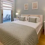 Villa Blue Portofino Los Cristianos, Pool