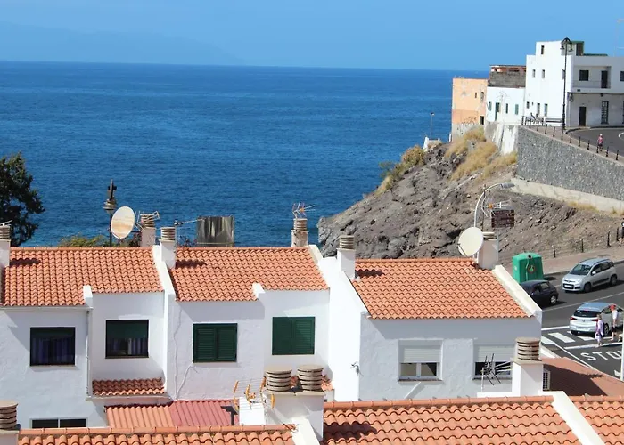 Apartment With Ocean View Tenerife Просторный Апартамент С Видом На Океан Первая Линия Тенерифе