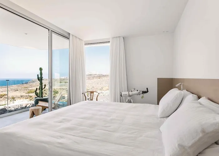 Karat Villa Balansa Rokabella