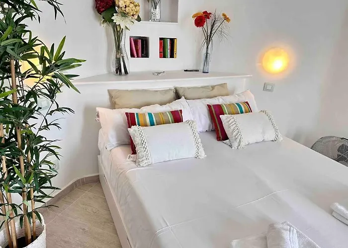 Mirador Paraiso: Superb Sea View