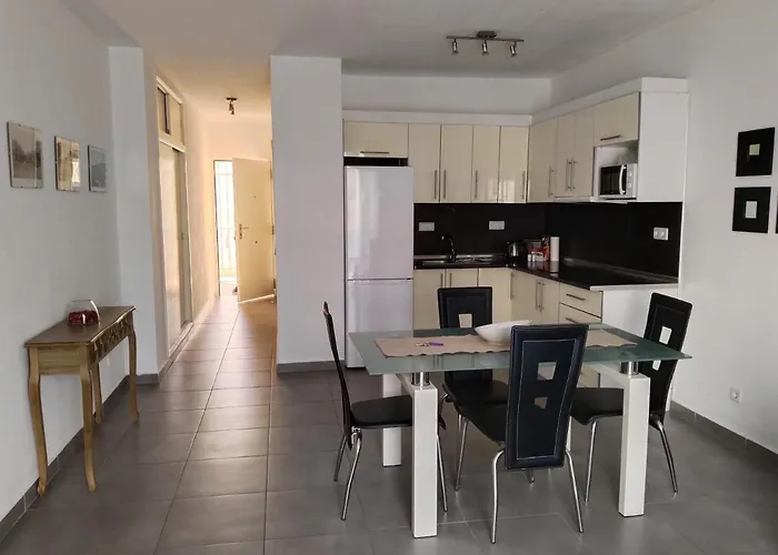 Mareverde Wifi 1 Bedroom Apartment