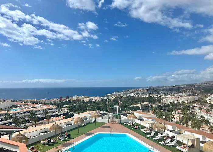 Modern Apartment In San Eugenio