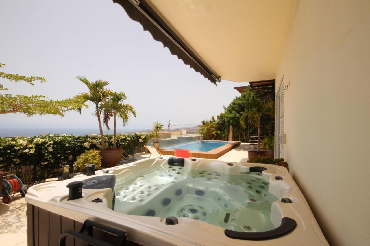 Sunset View Villa Costa Adeje (Tenerife)