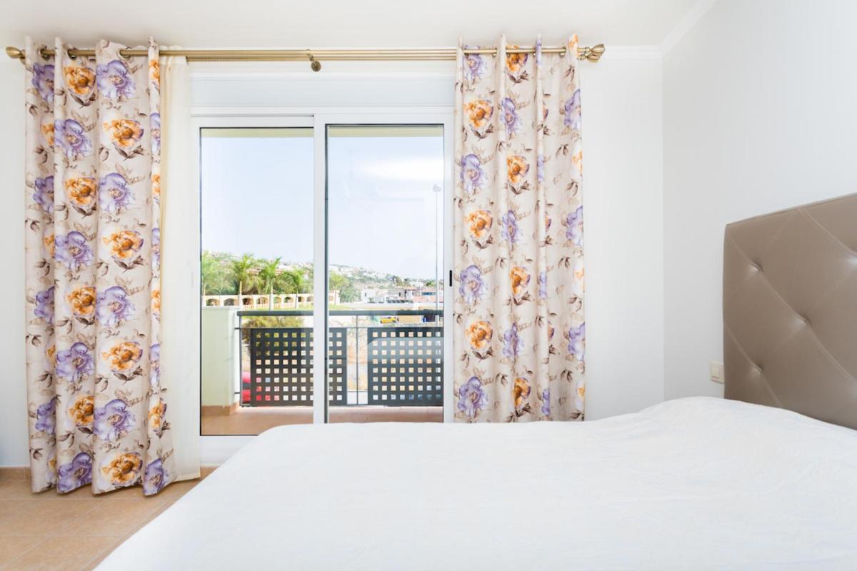 Oasis Fanabe Townhouse