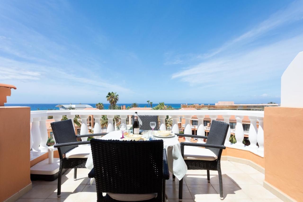 Las Americas Royal * Playa de las Americas (Tenerife)