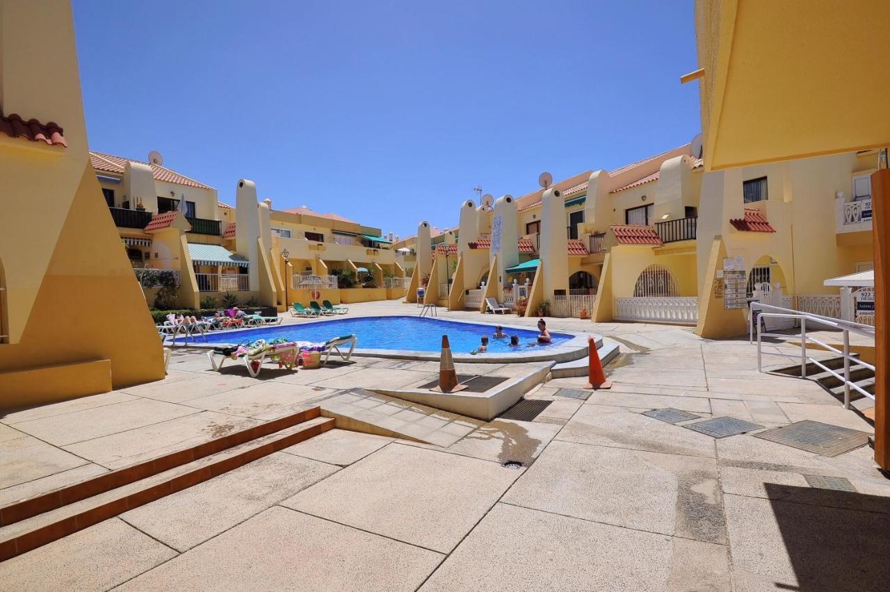 Cozy Pool View H-11 Mareverde Costa Adeje (Tenerife)