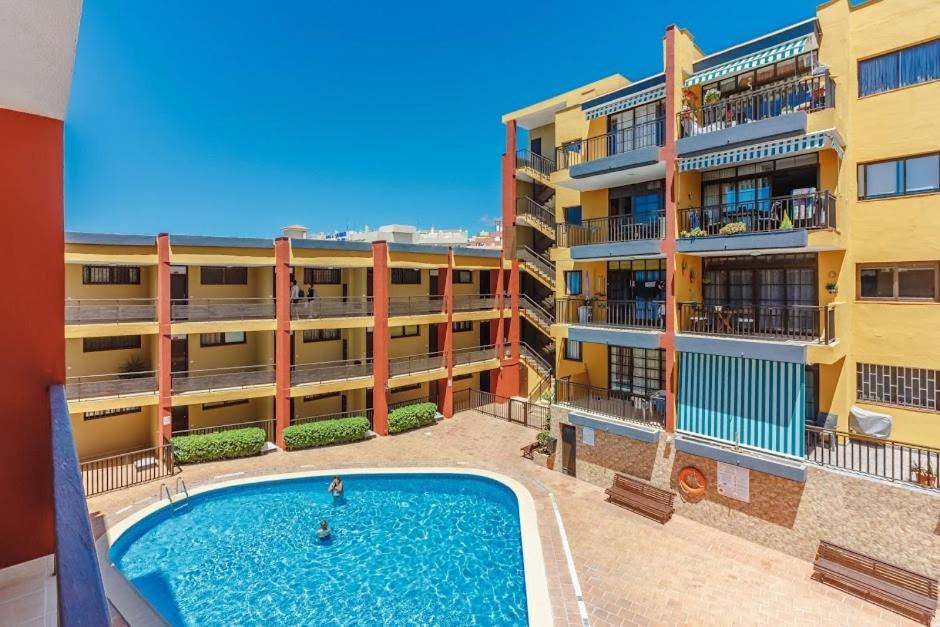 With Ocean View Tenerife просторный апартамент с видом на океан первая линия тенерифе Apartamento *